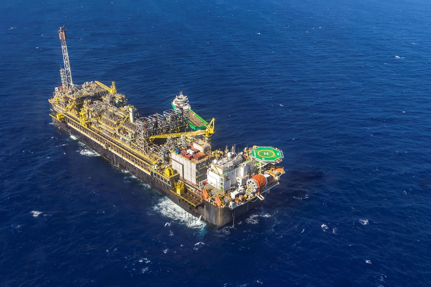 历时 73 载：Petrobras 油田累计产量突破 40 亿桶，巴西盐下油藏开发迎来 20 周年